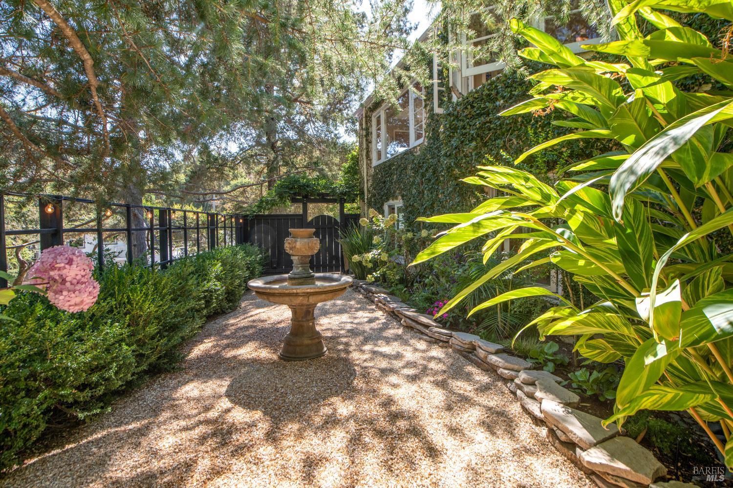 114 Tamal Vista Drive