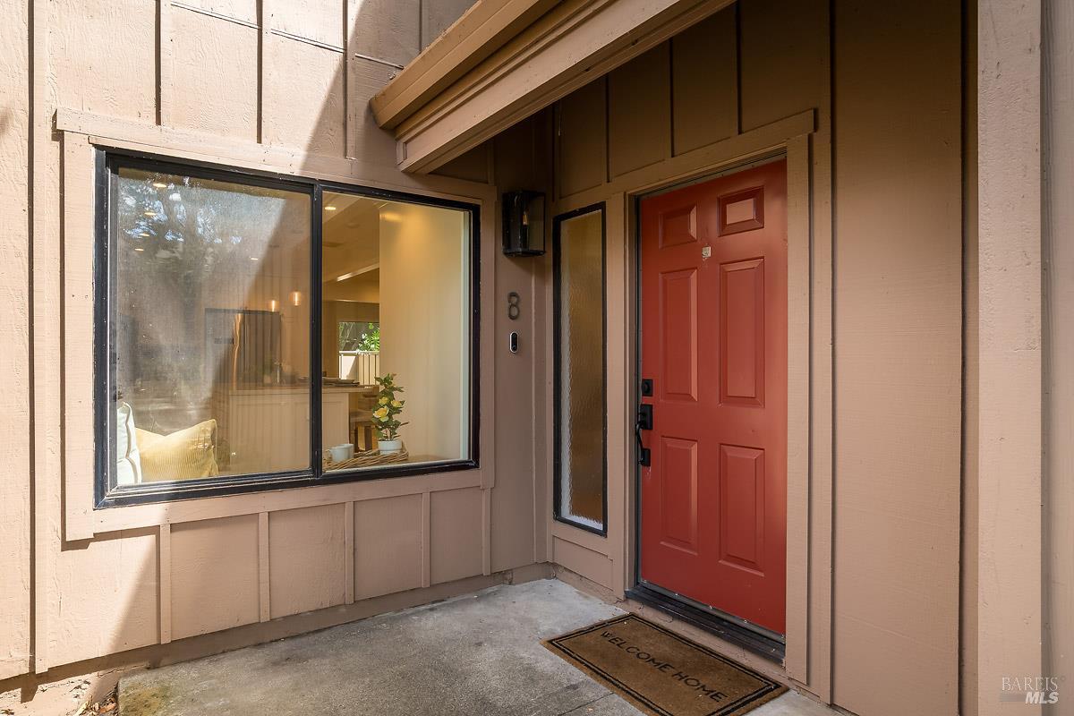 8 Dove Place