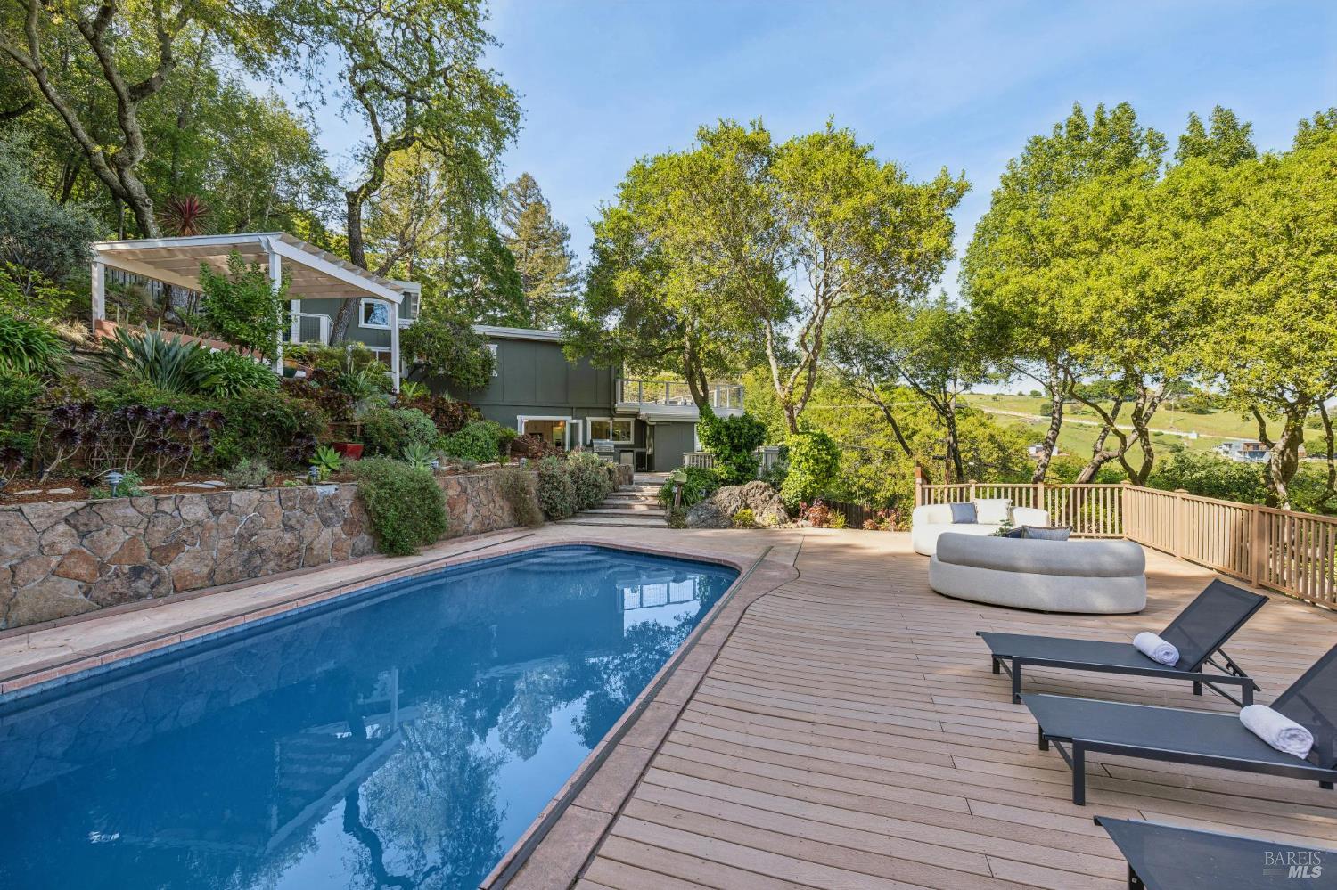 67 Oak Springs Drive