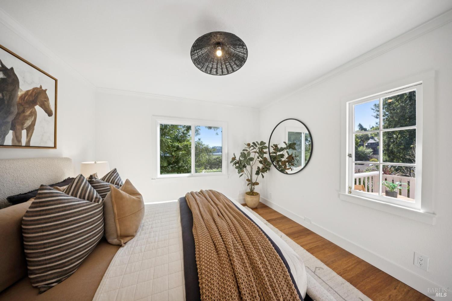 152 Almonte Boulevard