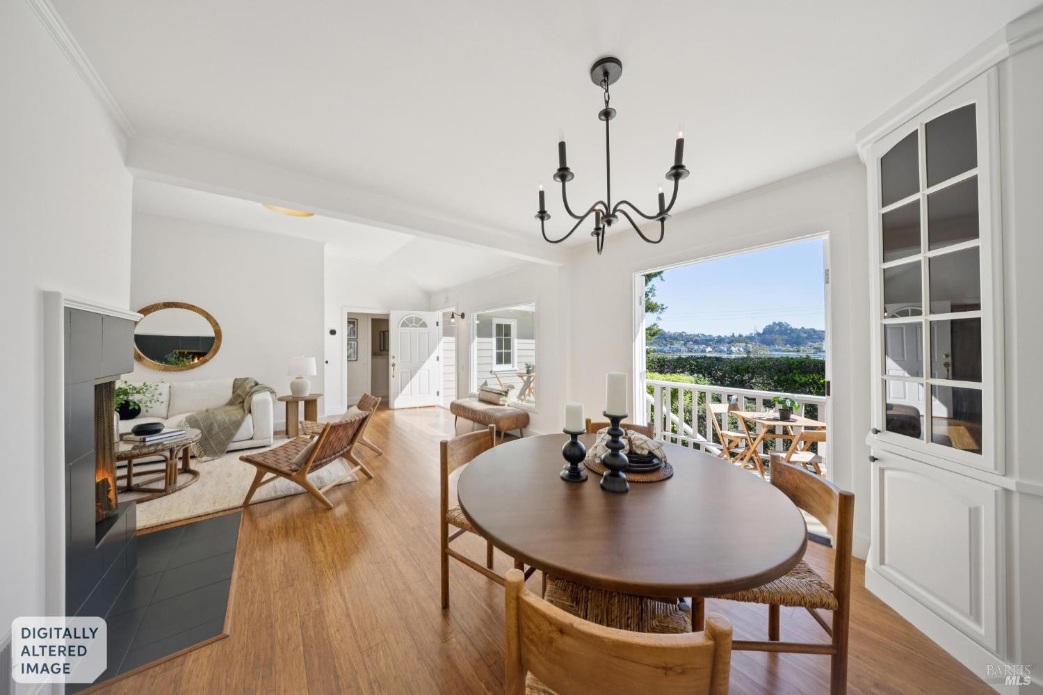 152 Almonte Boulevard