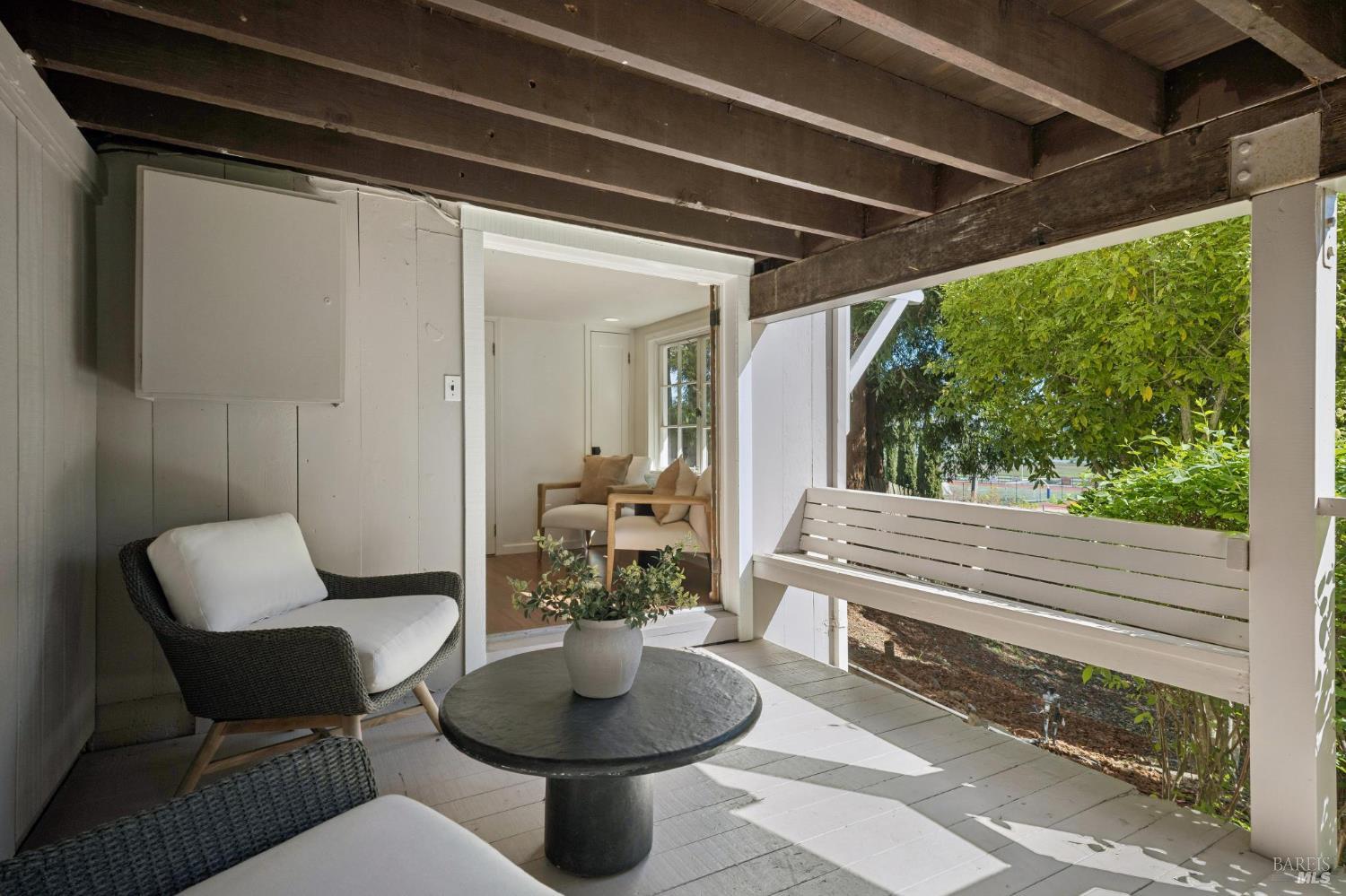 152 Almonte Boulevard