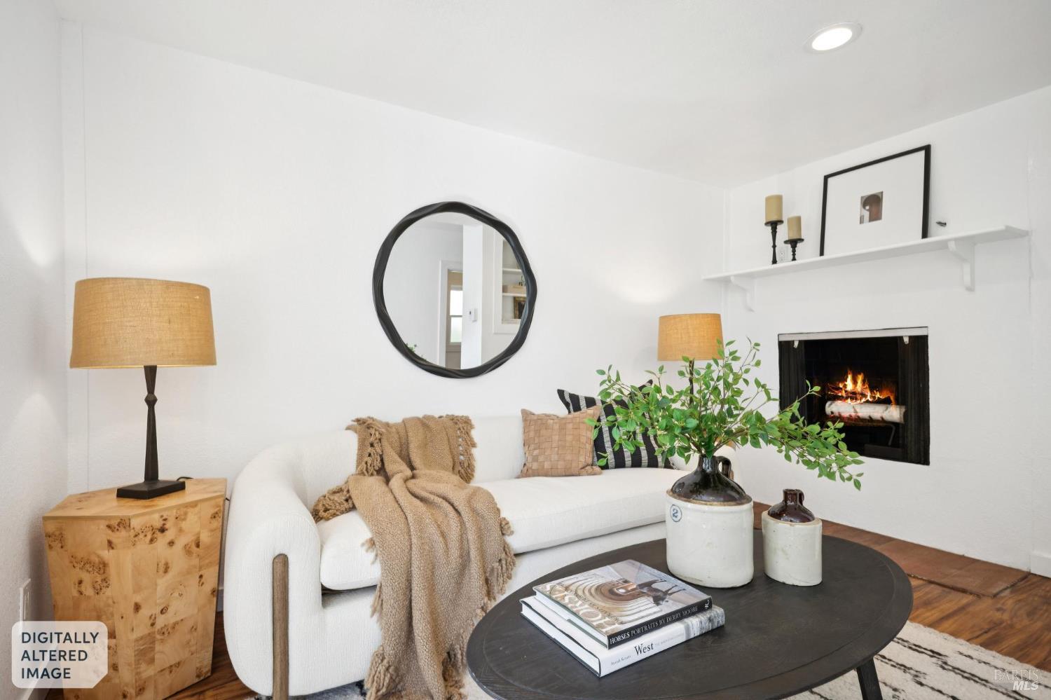 152 Almonte Boulevard