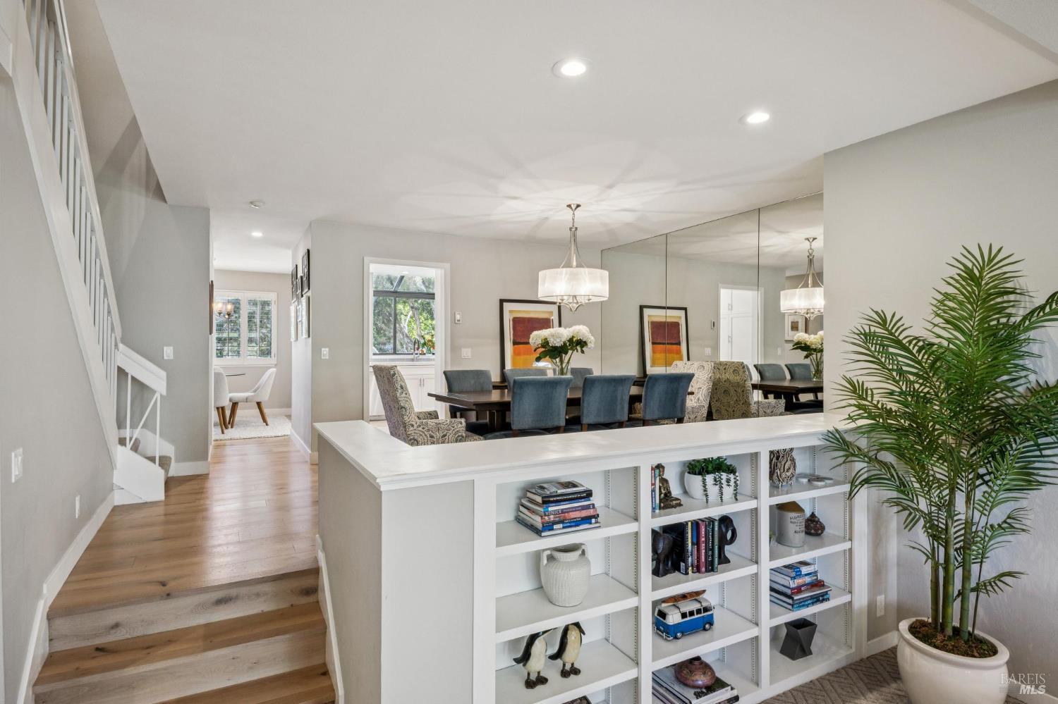 35 Eucalyptus Knoll Street
