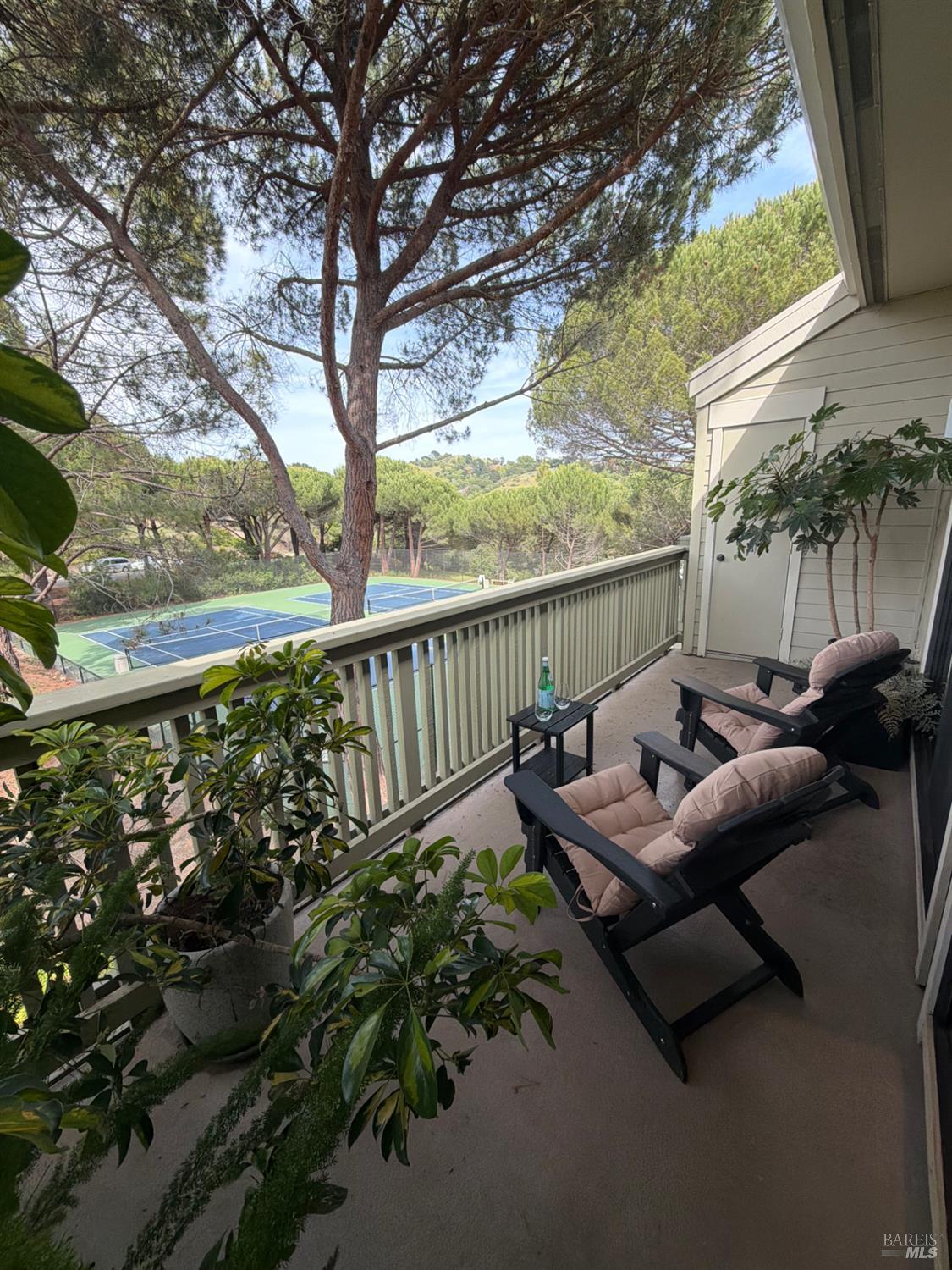 35 Eucalyptus Knoll Street