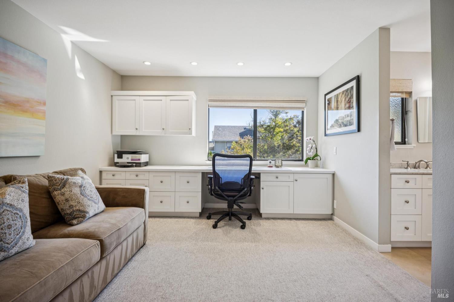 35 Eucalyptus Knoll Street