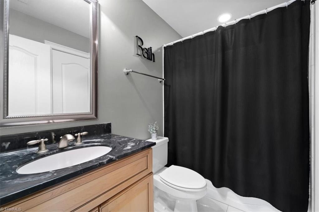 5021 Warm Springs Point