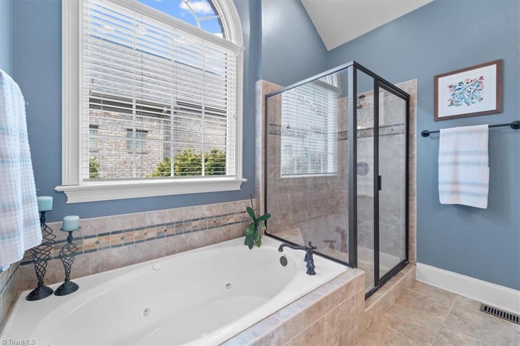 5021 Warm Springs Point