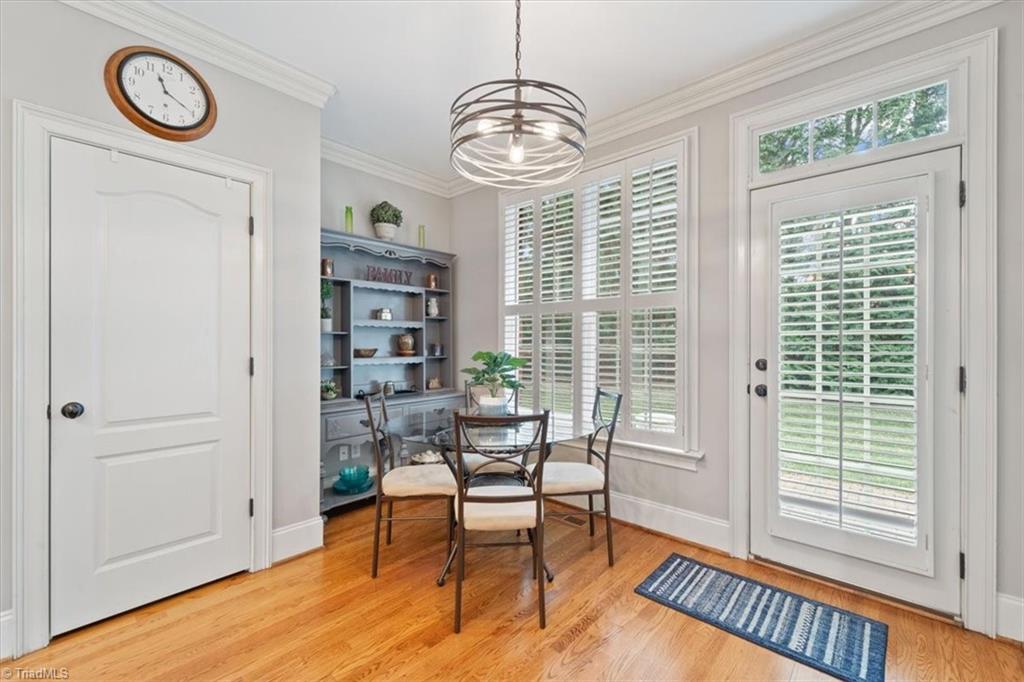 5021 Warm Springs Point