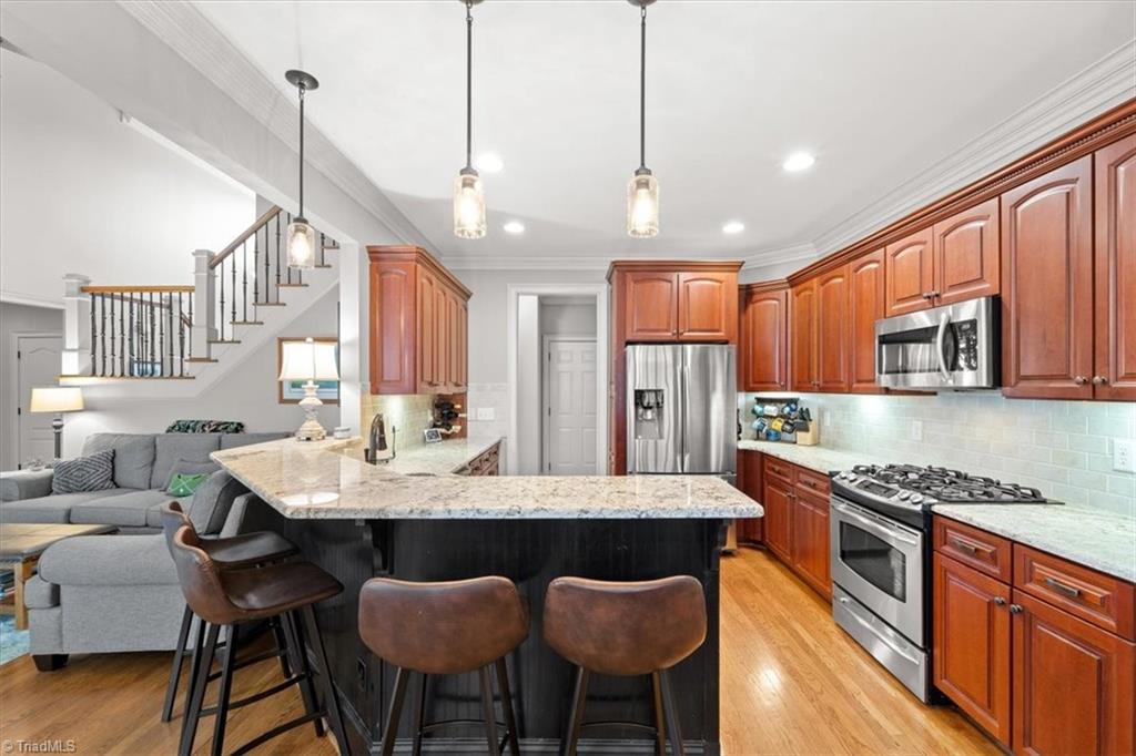 5021 Warm Springs Point