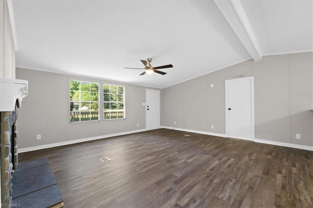 5124 Mcleansville Road, McLeansville