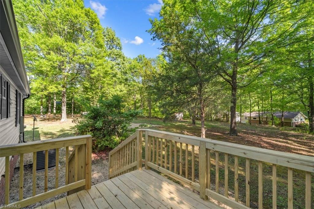 5124 Mcleansville Road, McLeansville