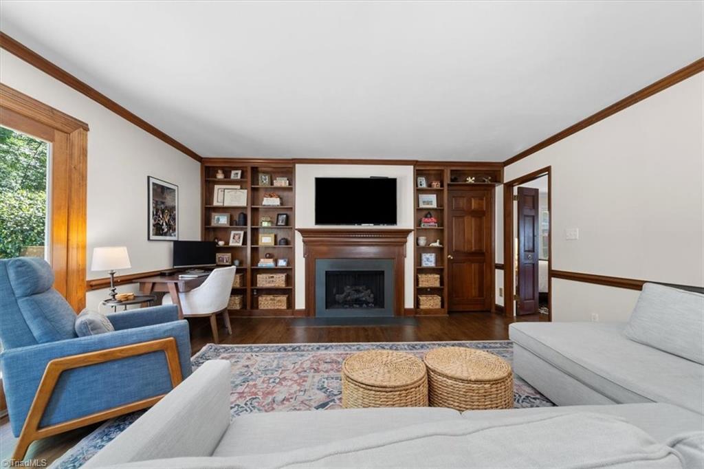 1216 Cleburne Street