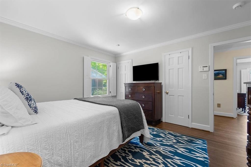 1216 Cleburne Street