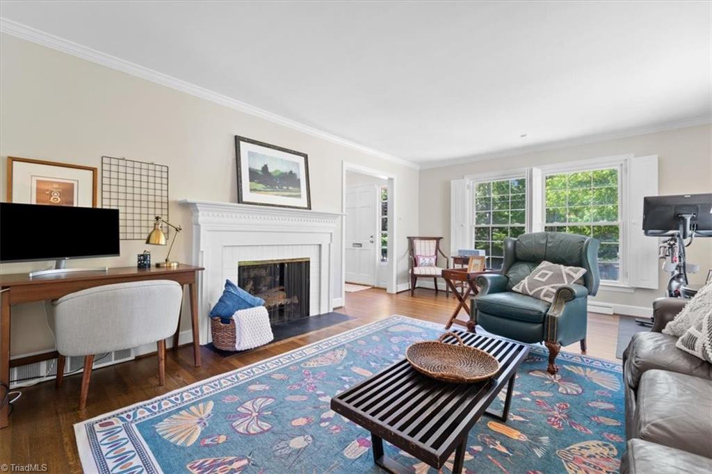 1216 Cleburne Street