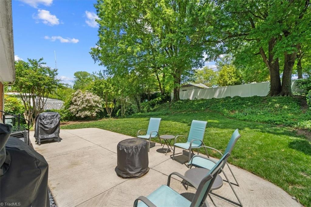 1216 Cleburne Street