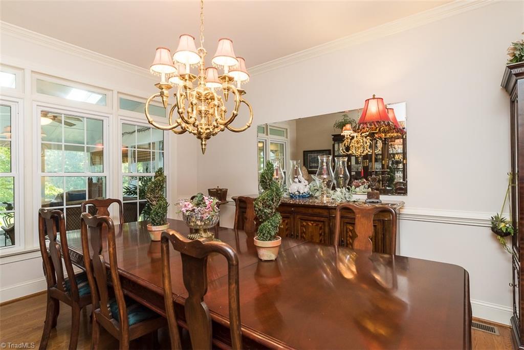 920 Golf House Road E