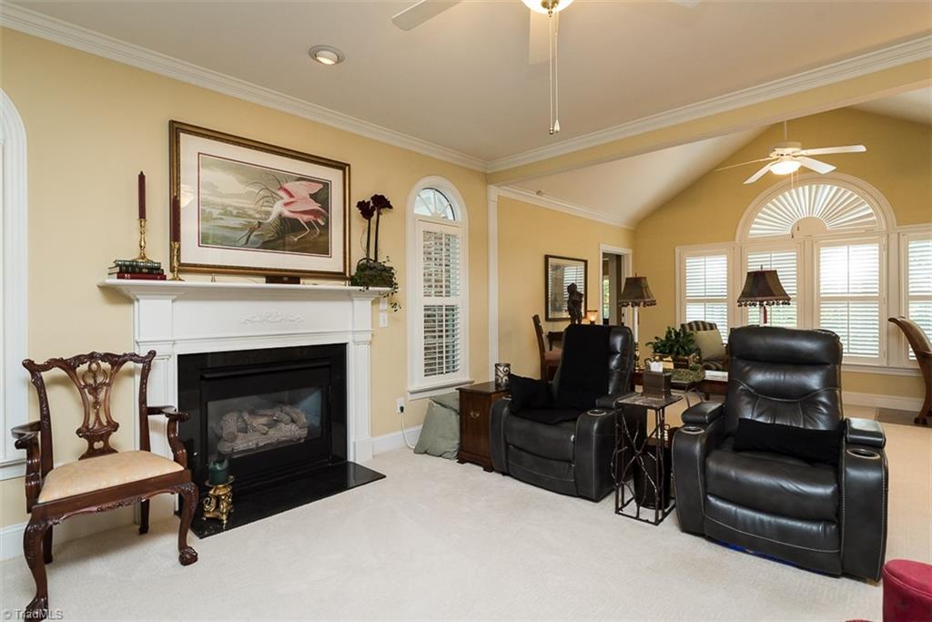 920 Golf House Road E