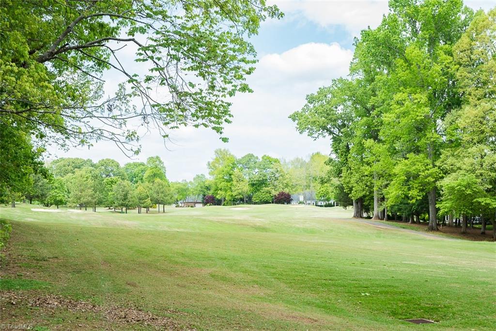 920 Golf House Road E