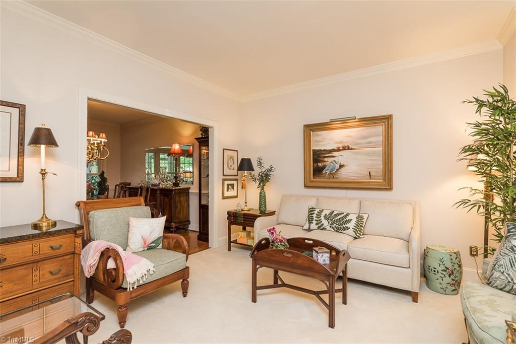 920 Golf House Road E