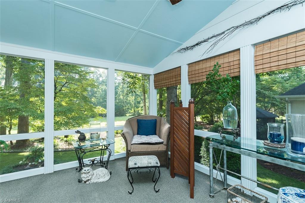 920 Golf House Road E