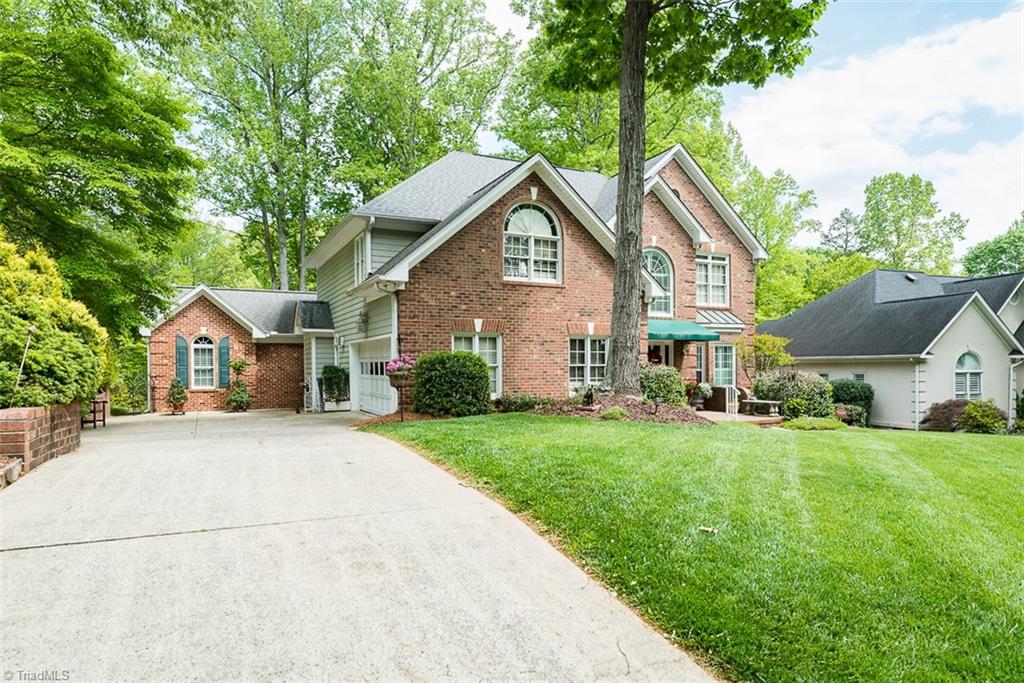 920 Golf House Road E