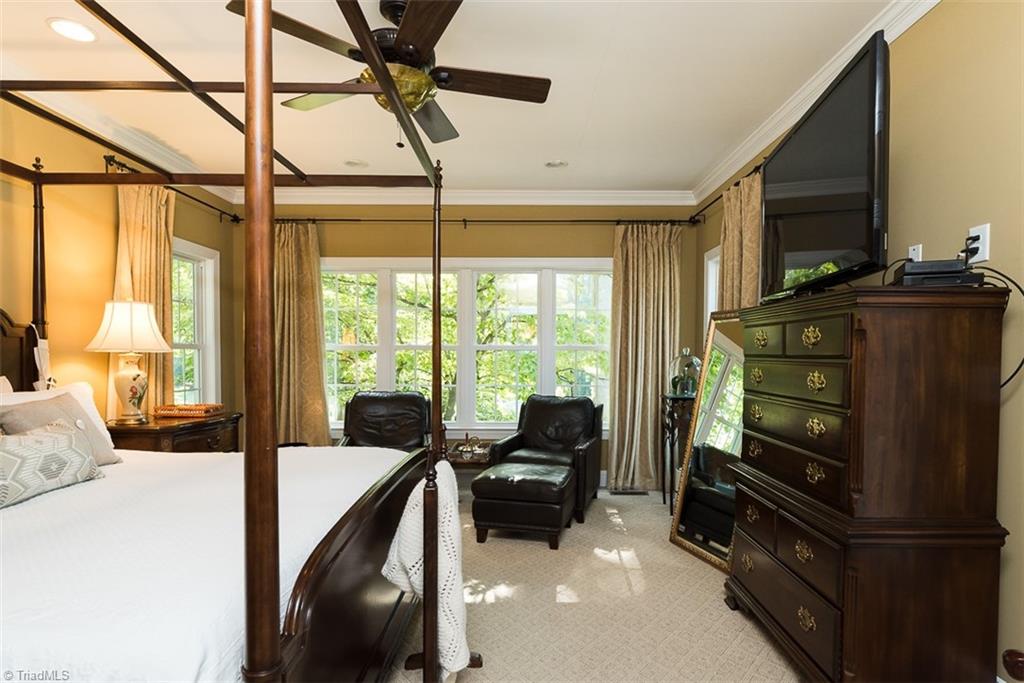 920 Golf House Road E