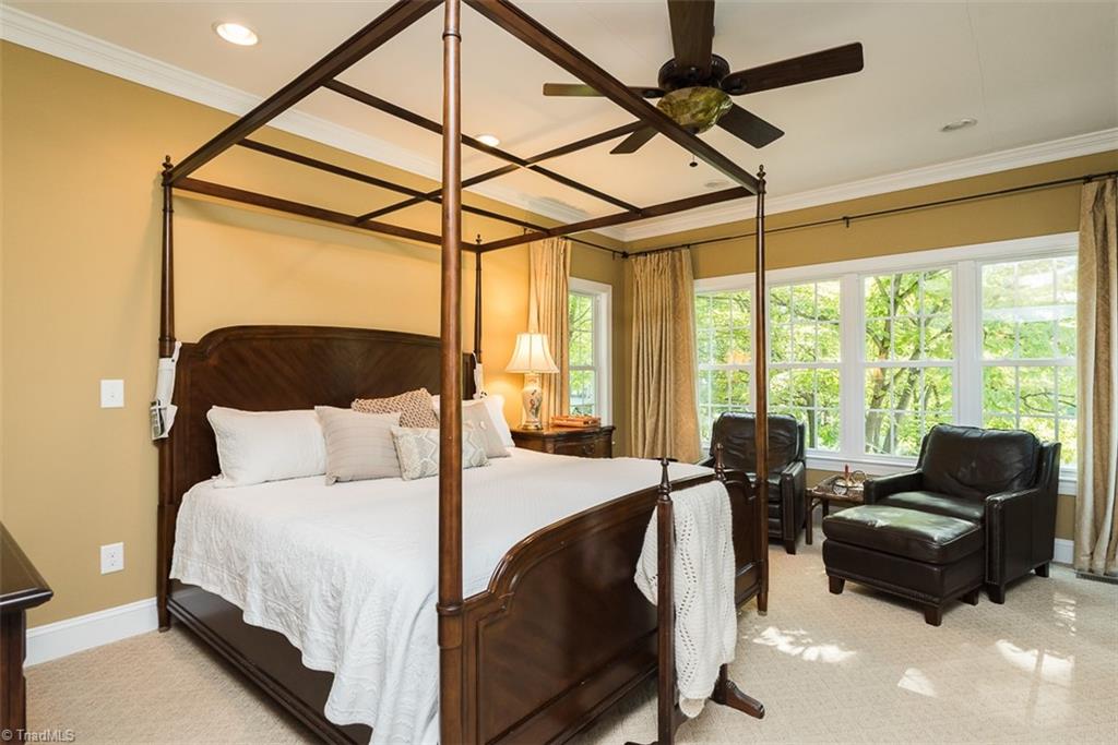 920 Golf House Road E