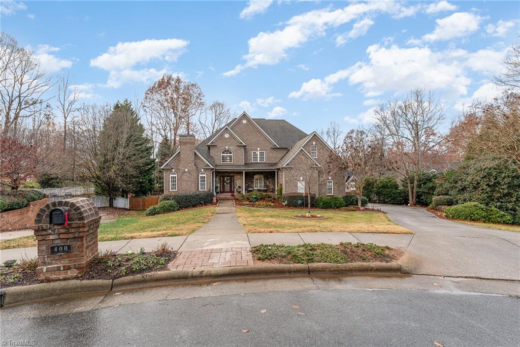 400 Lagerfield Court