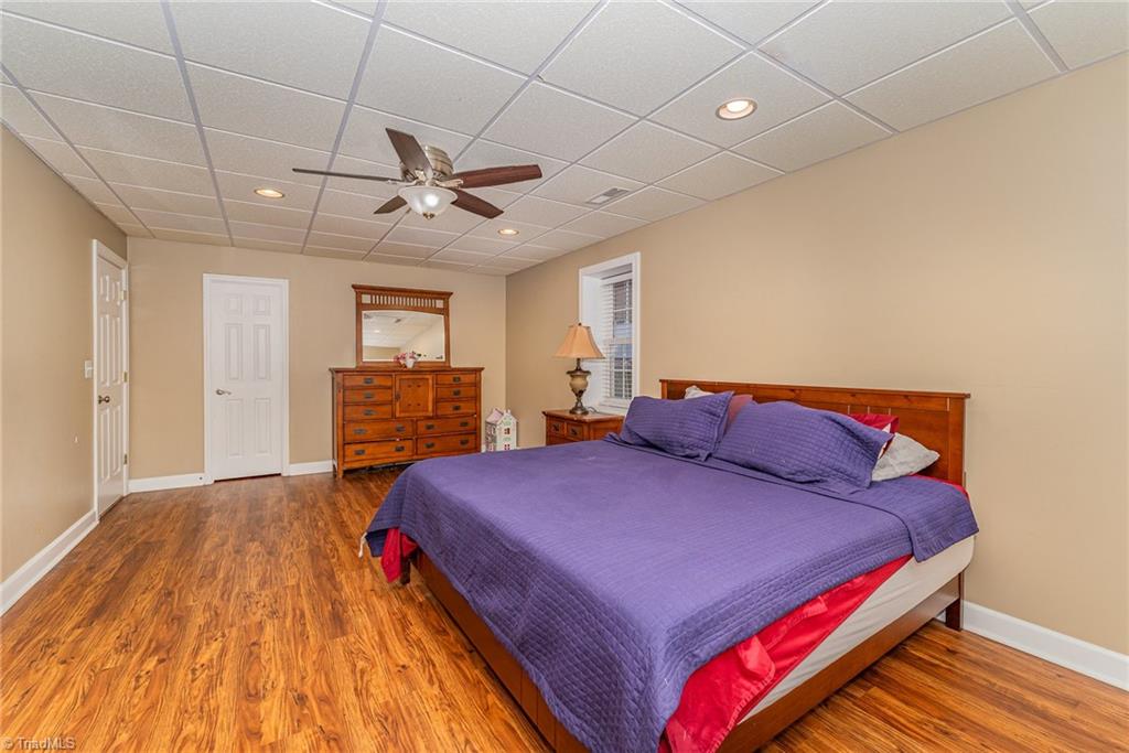 400 Lagerfield Court