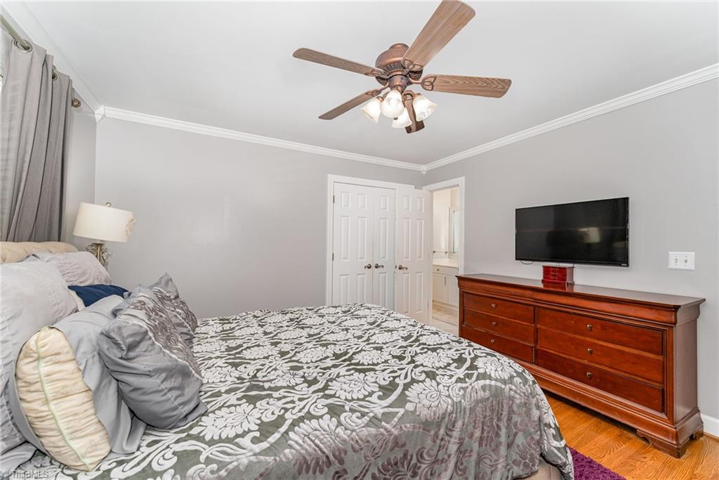 400 Lagerfield Court