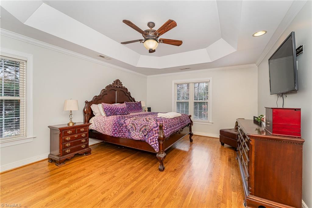 400 Lagerfield Court