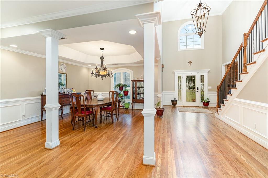 400 Lagerfield Court