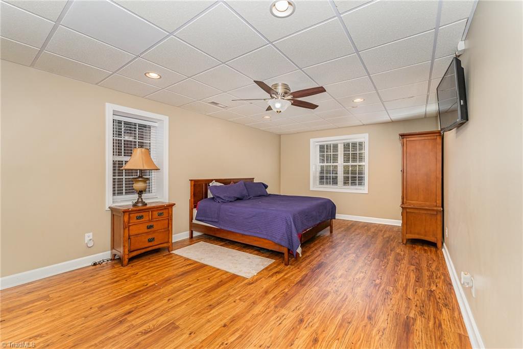 400 Lagerfield Court