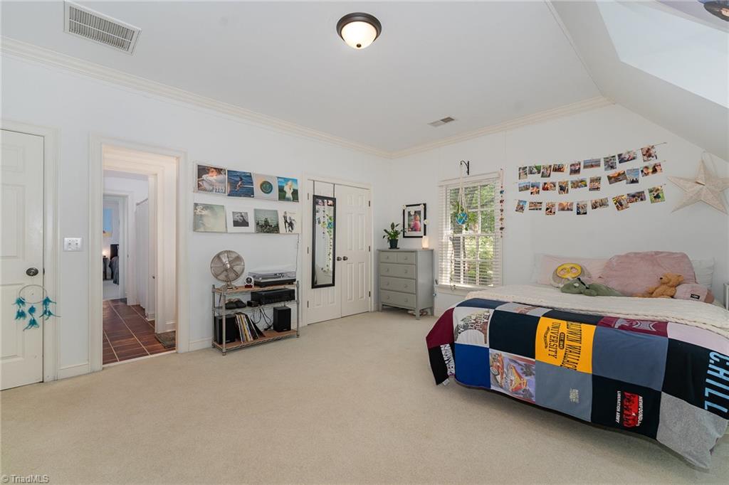 515 Daybreak Square N