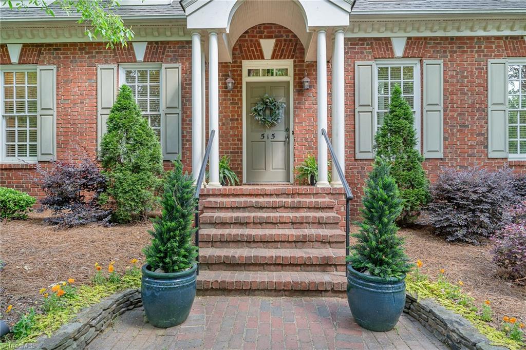 515 Daybreak Square N