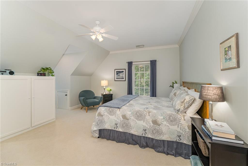 515 Daybreak Square N