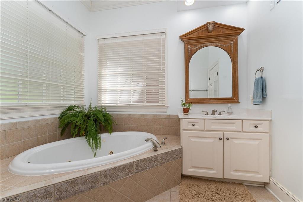 515 Daybreak Square N