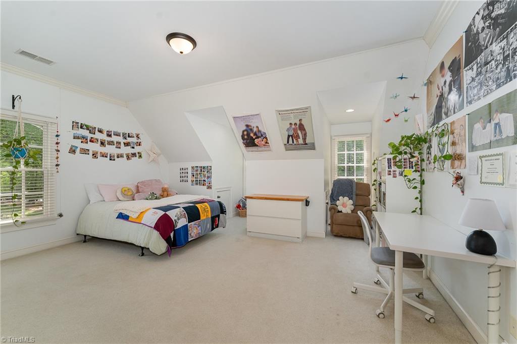 515 Daybreak Square N