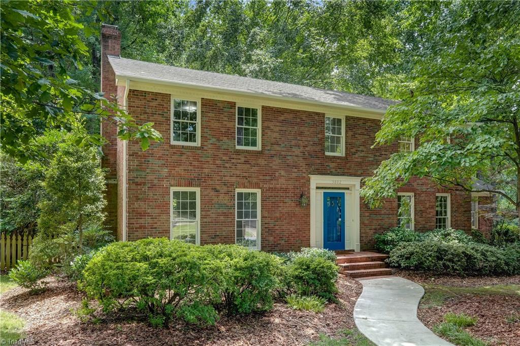 3802 Round Hill Road