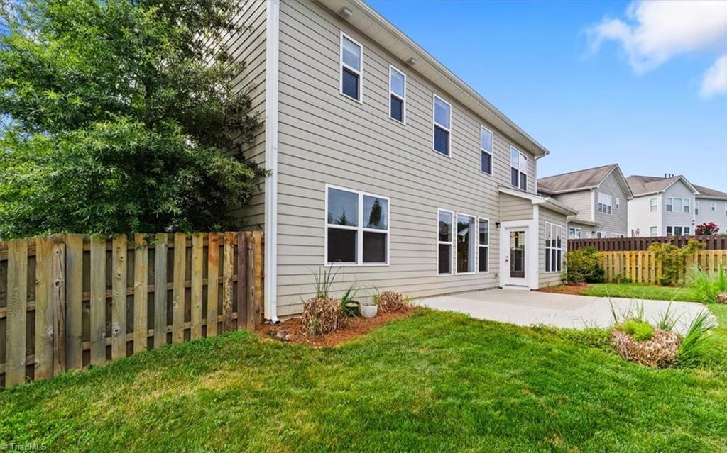 802 Blue Moon Court
