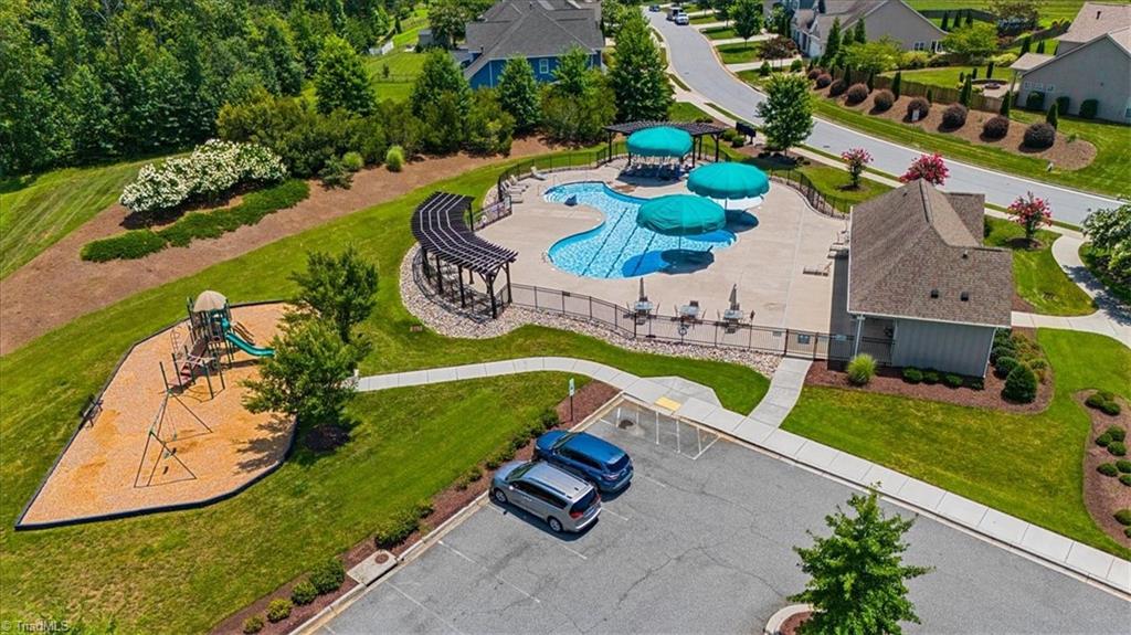 802 Blue Moon Court