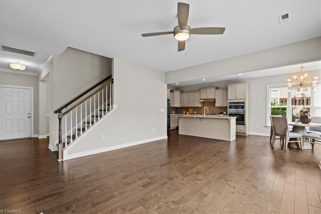 802 Blue Moon Court