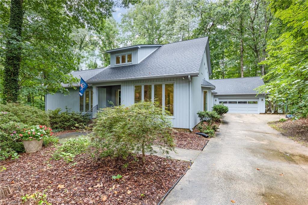 1215 Foxfire Drive, Greensboro