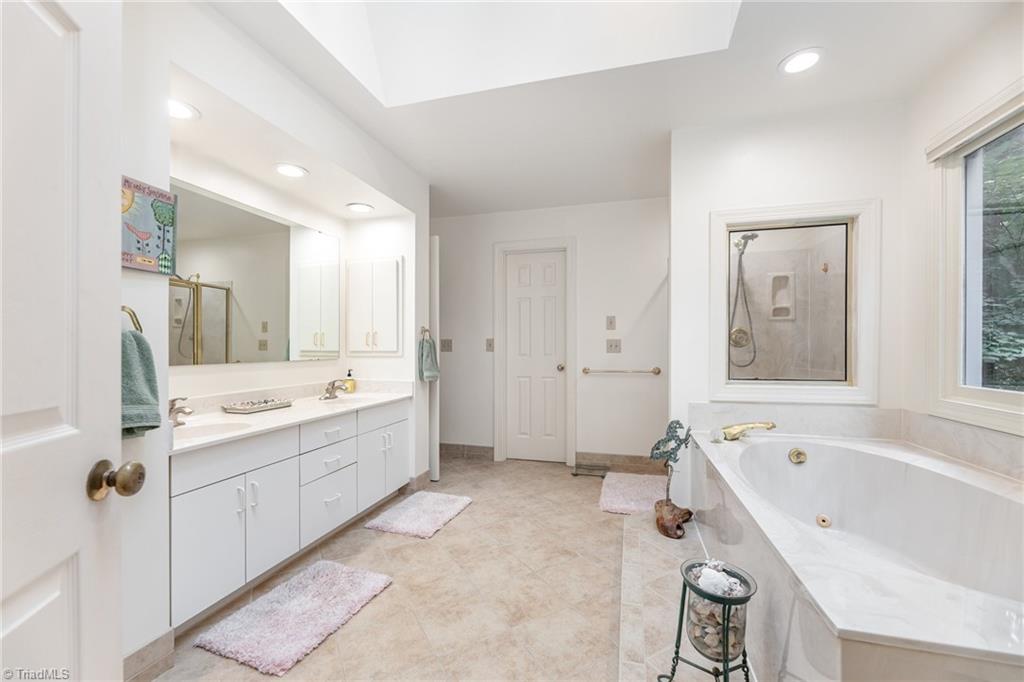 1215 Foxfire Drive, Greensboro