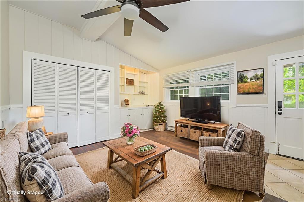 2410 Princess Ann Street