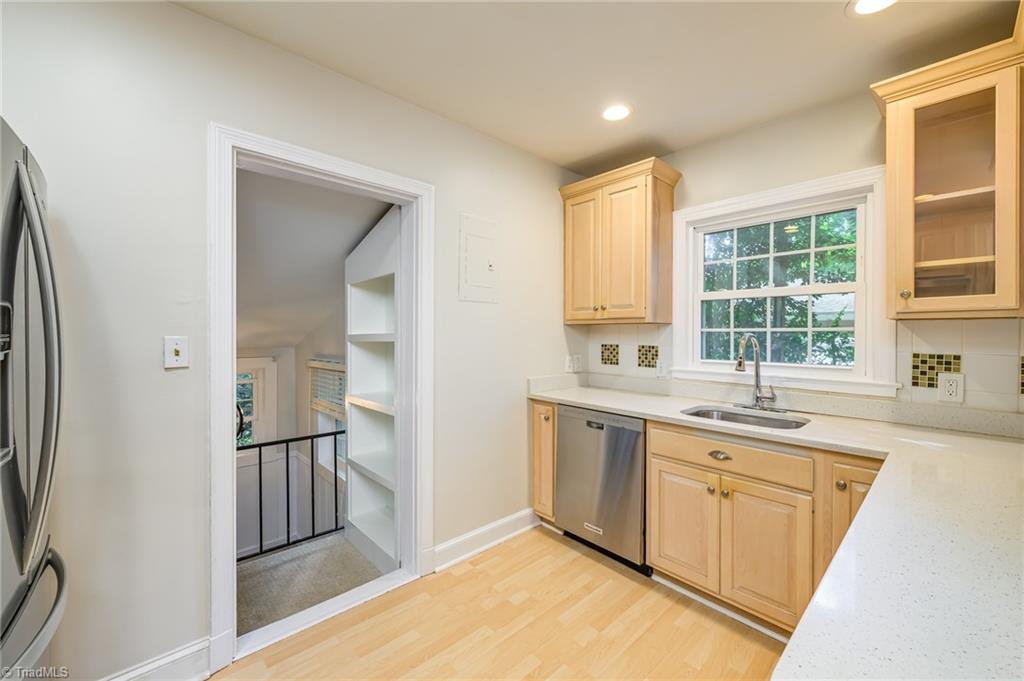 2410 Princess Ann Street