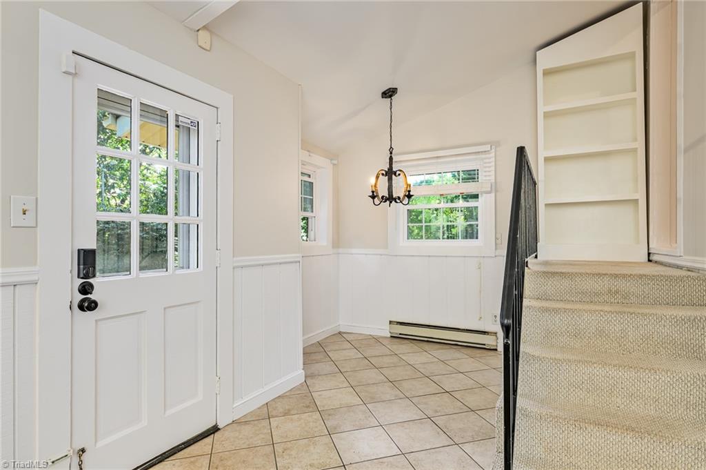 2410 Princess Ann Street