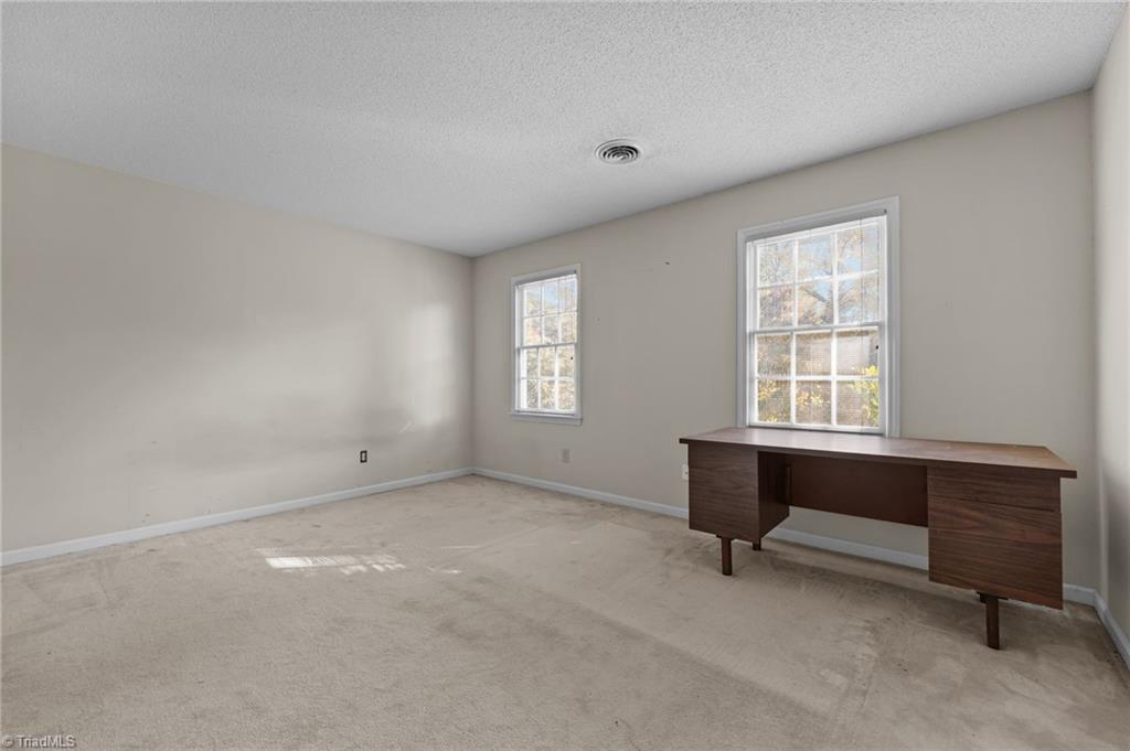 3502 Crosstimbers Drive