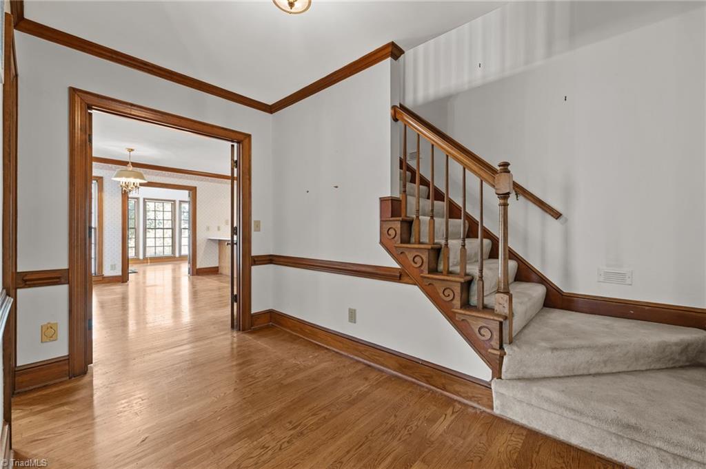 3502 Crosstimbers Drive